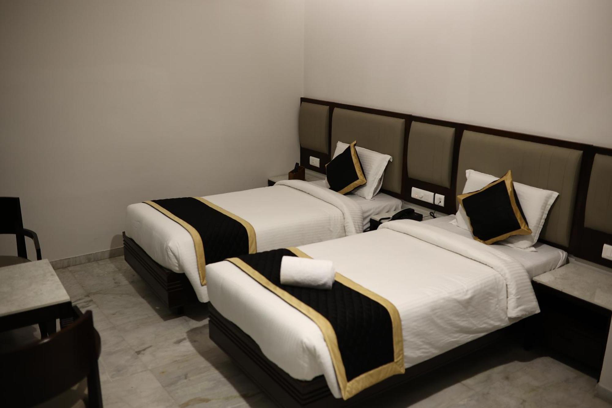 Hotel Saratharajans Madurai Exterior photo